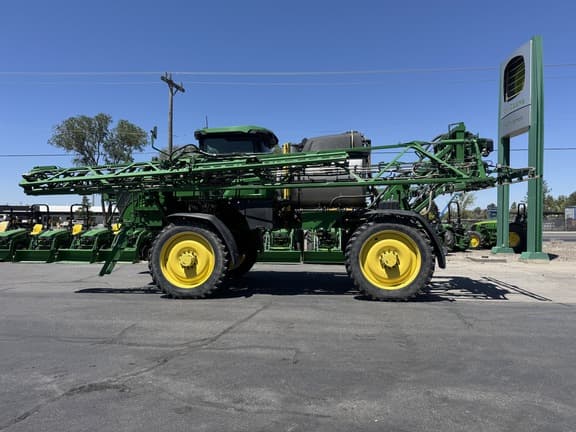 Image of John Deere 412R equipment image 2