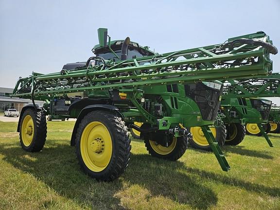 Image of John Deere 412R Primary image