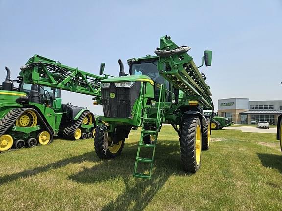 Image of John Deere 412R equipment image 2