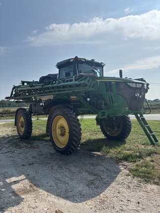 Image of John Deere 412R equipment image 2