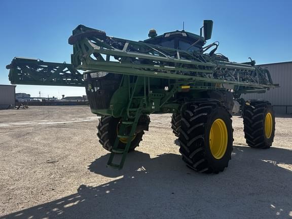 Image of John Deere 412R equipment image 1