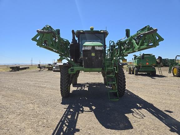 Image of John Deere 412R equipment image 4