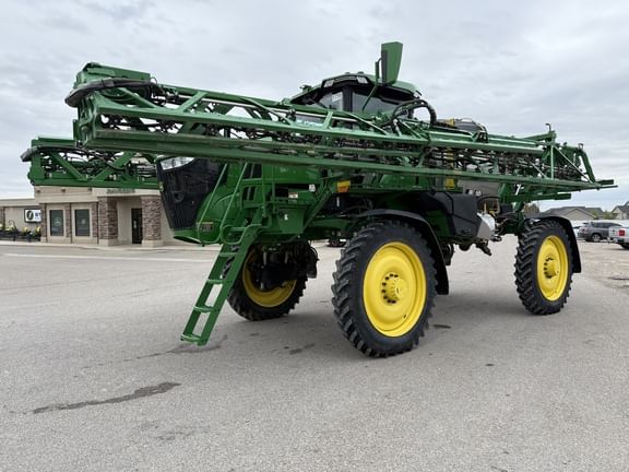 2022 John Deere 412R Equipment Image0