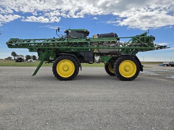 Image of John Deere 412R Primary image
