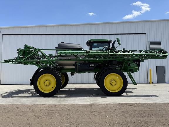 Image of John Deere 412R Primary image