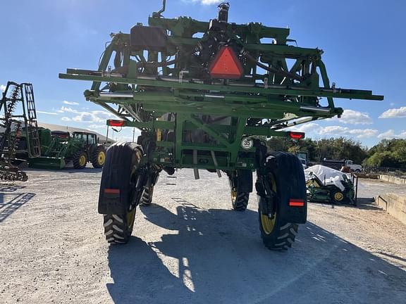 Image of John Deere 412R equipment image 3