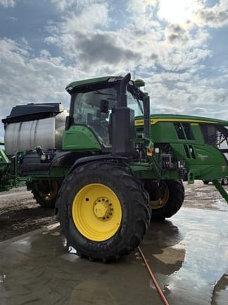 Image of John Deere 412R equipment image 2