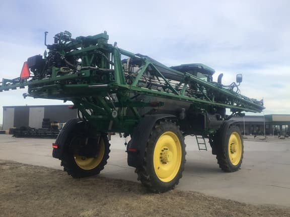 Image of John Deere 412R equipment image 2