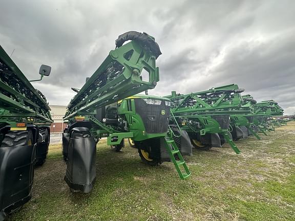 Image of John Deere 412R equipment image 1