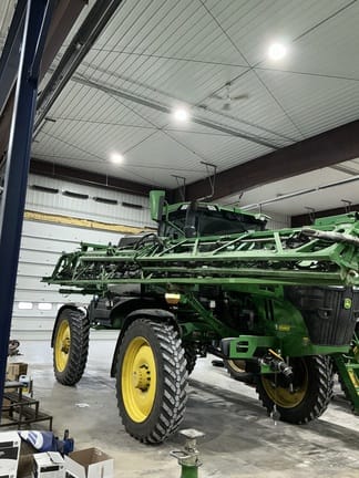 2022 John Deere 412R Equipment Image0