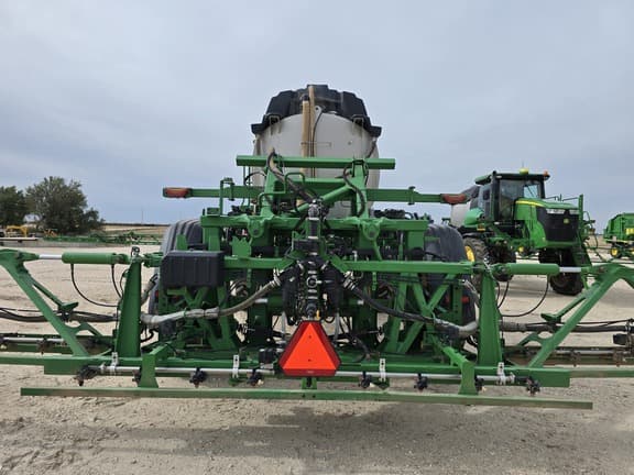 Image of John Deere 412R equipment image 3