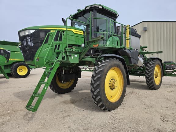 Image of John Deere 412R Primary image