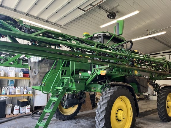 2022 John Deere 412R Equipment Image0