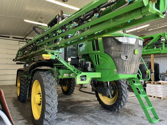 Image of John Deere 412R equipment image 2