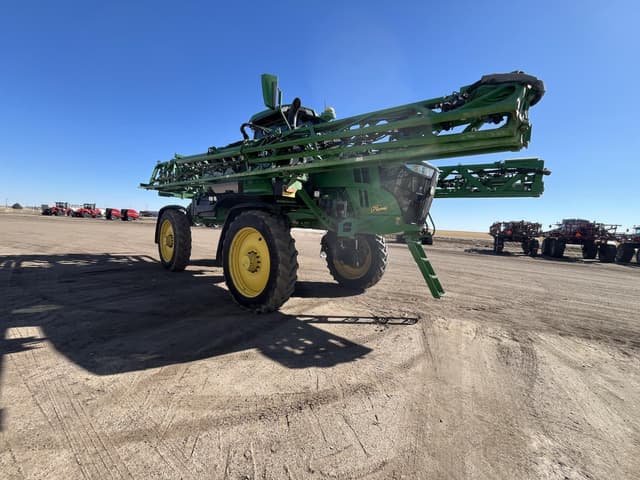 Image of John Deere 412R equipment image 4