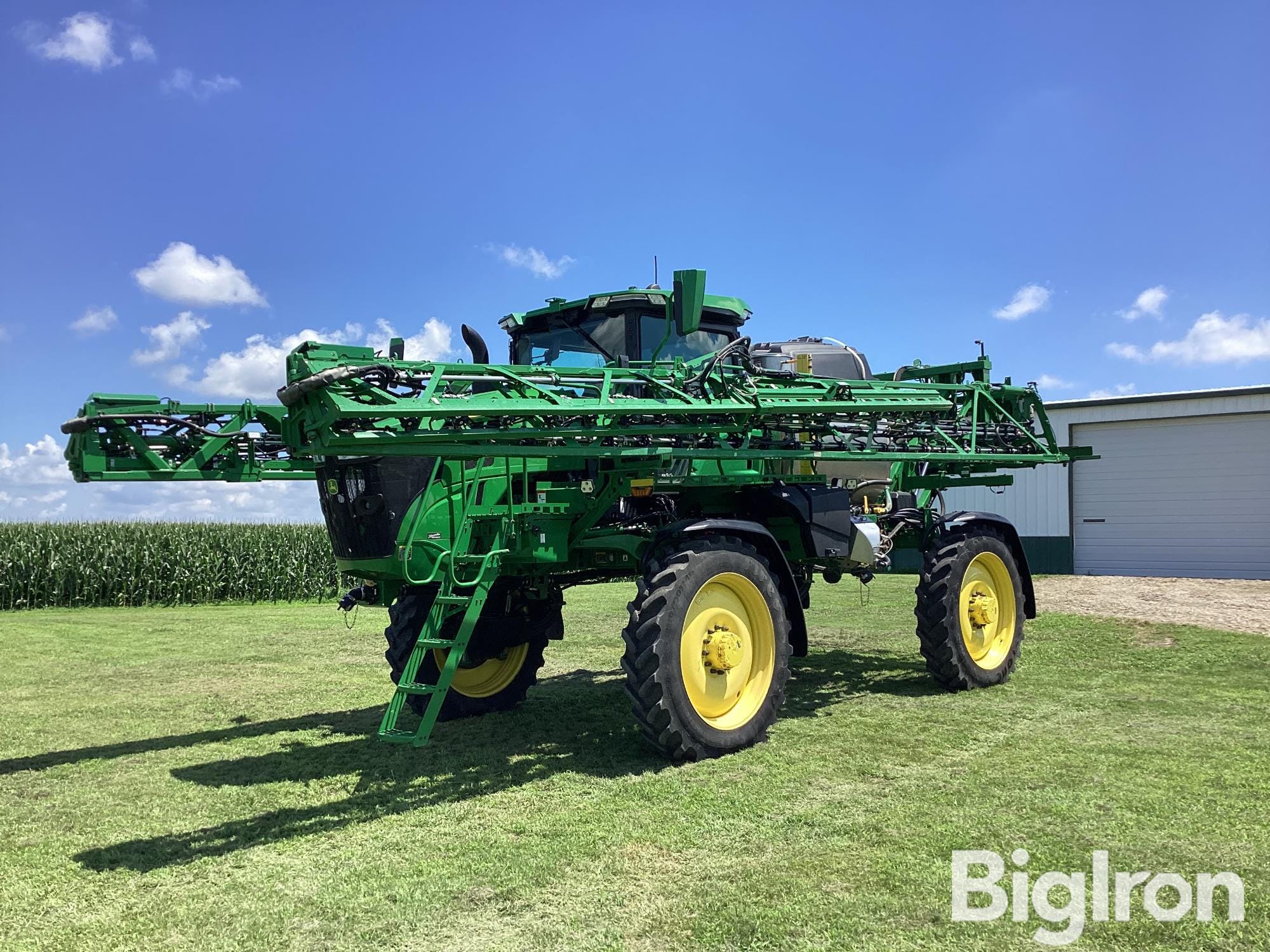 2022 John Deere 412R Equipment Image0