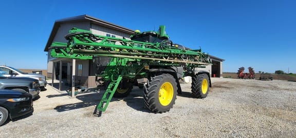 Main image John Deere 412R