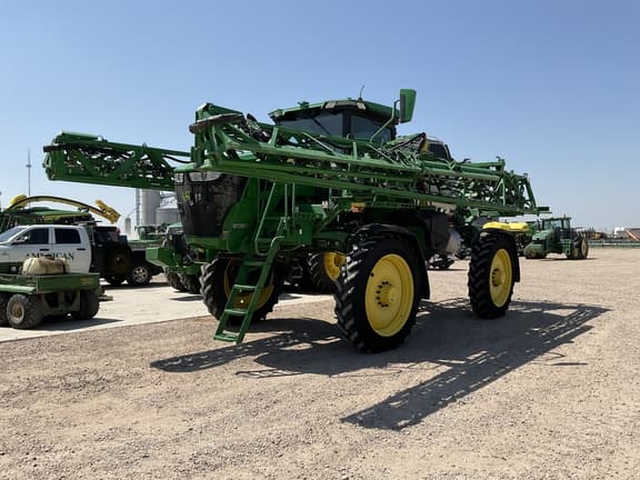 Image of John Deere 412R equipment image 1