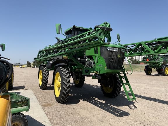 Image of John Deere 412R equipment image 2
