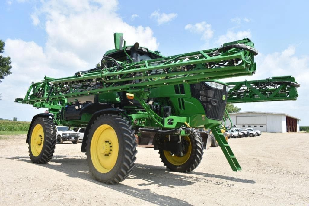 Image of John Deere 412R Primary image