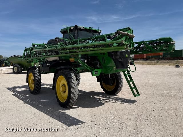 Image of John Deere 412R equipment image 2