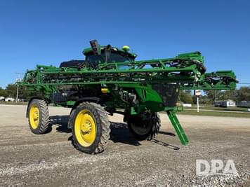 Main image John Deere 412R