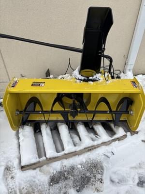 2022 John Deere 44" Snowblower Image