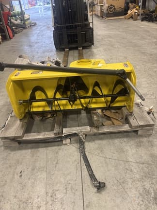 Image of John Deere 44" Snowblower equipment image 2
