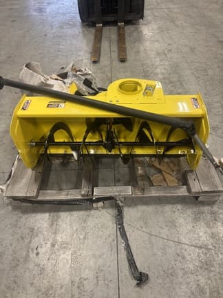 Main image John Deere 44" Snowblower