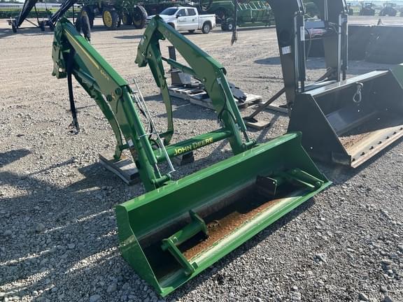 Image of John Deere 440R Primary image