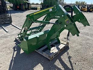 Main image John Deere 440R 3