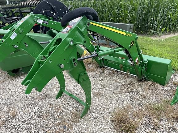 Image of John Deere 440R equipment image 3