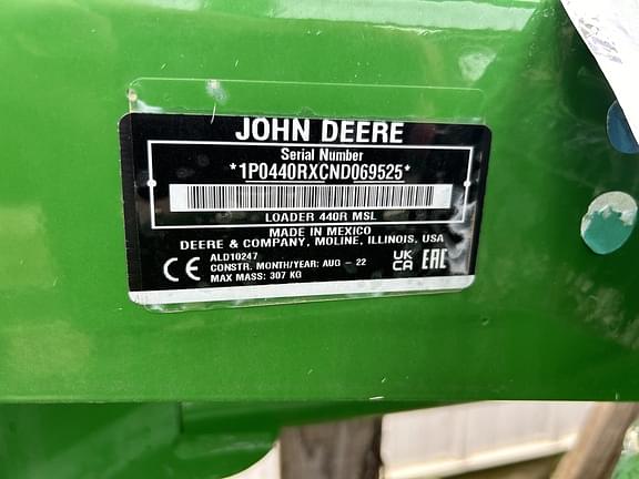 Image of John Deere 440R equipment image 1