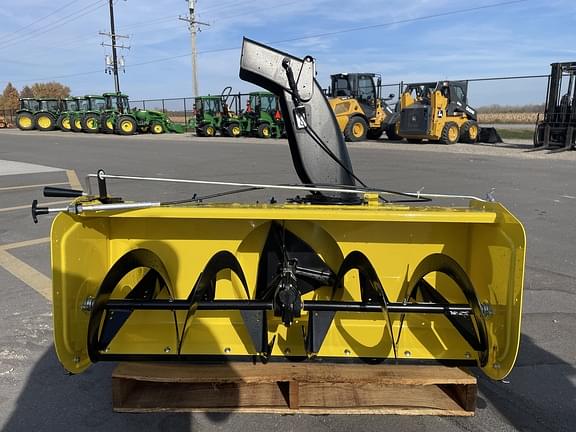 Image of John Deere 44" Snowblower equipment image 1