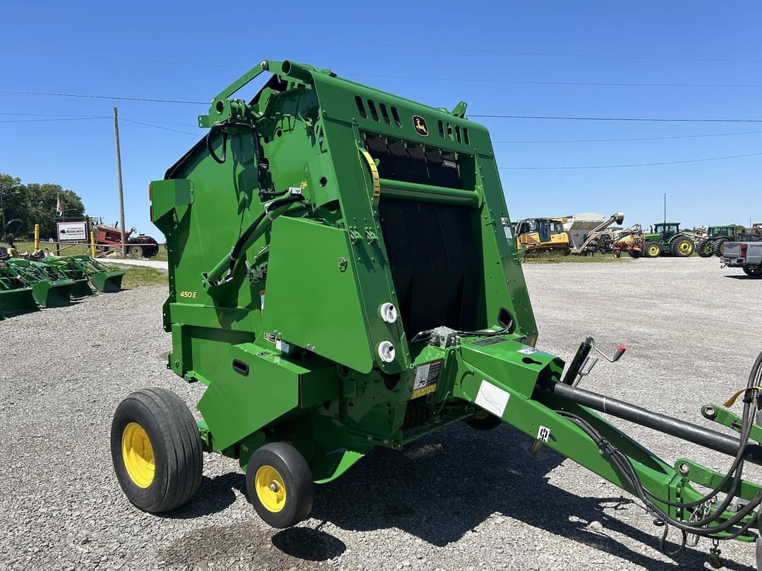 Image of John Deere 450E Primary image