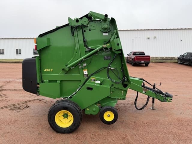 Image of John Deere 450E equipment image 3