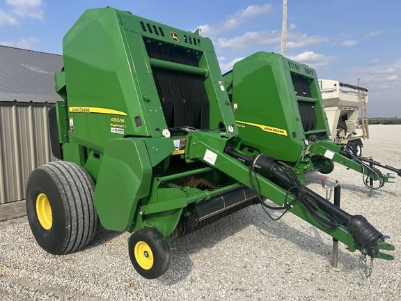 2022 John Deere 450M Equipment Image0
