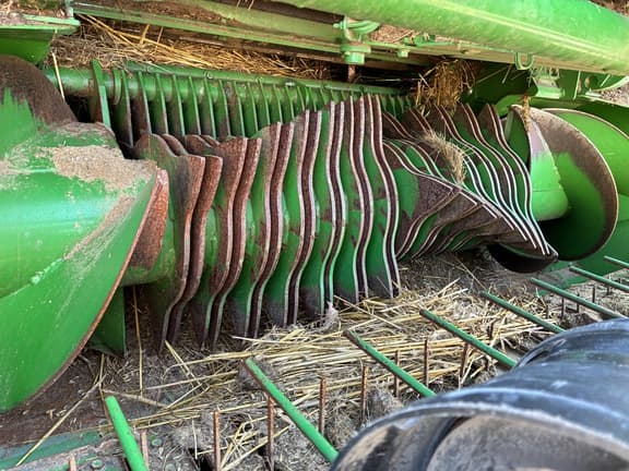 Image of John Deere 450M equipment image 4