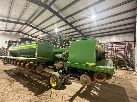 Image of John Deere 455 equipment image 2