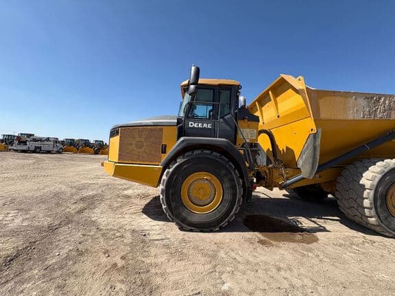Image of John Deere 460E-II equipment image 2