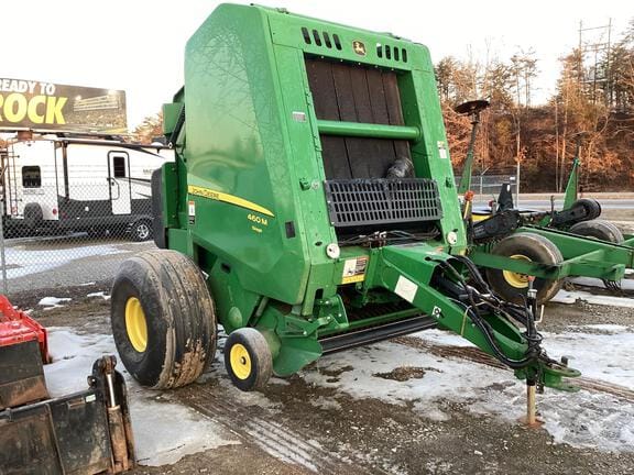 2022 John Deere 460M Silage Equipment Image0