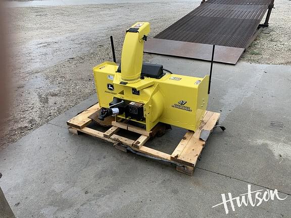 Image of John Deere 47" Snow Blower equipment image 1