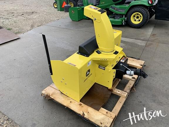 Image of John Deere 47" Snow Blower equipment image 4