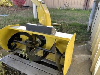 Image of John Deere 47" Snow Blower equipment image 4