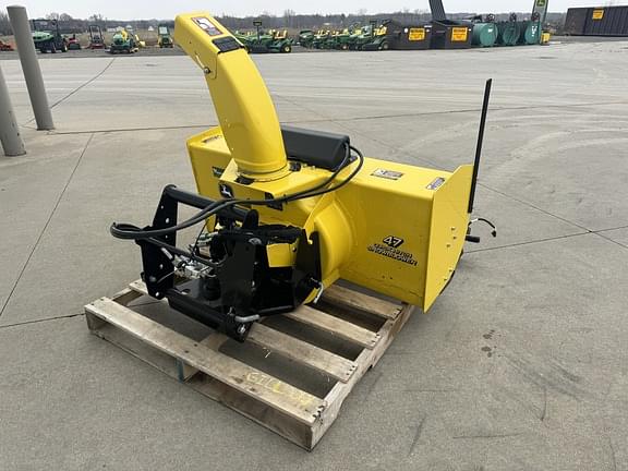 Image of John Deere 47" Snow Blower equipment image 3