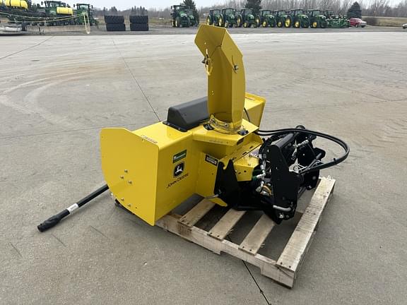 Image of John Deere 47" Snow Blower equipment image 4