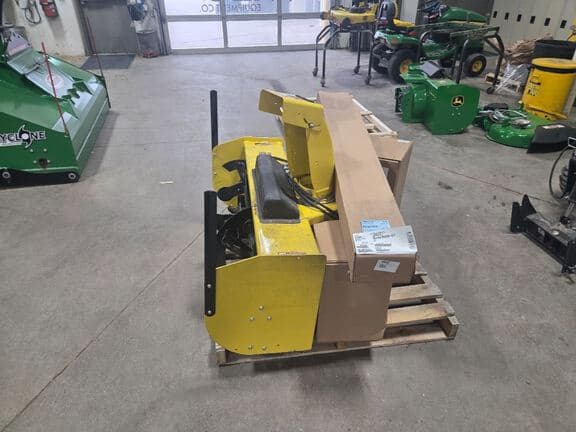 Image of John Deere 47" Snow Blower equipment image 1