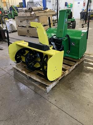 2022 John Deere 47" Snow Blower Image