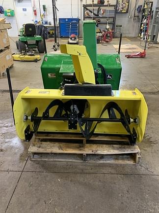 Image of John Deere 47" Snow Blower equipment image 4