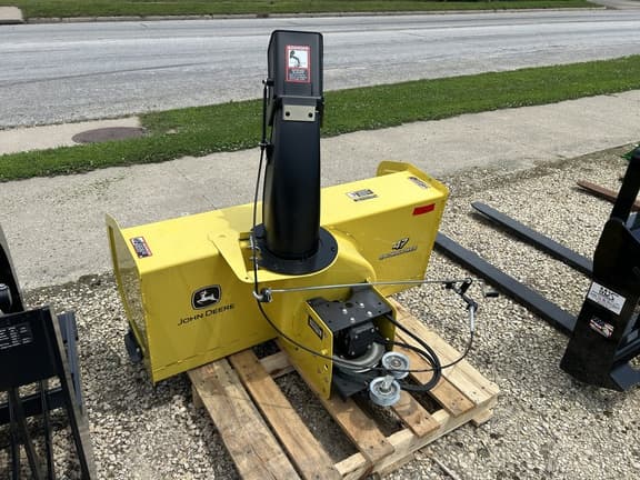 Image of John Deere 47" Snow Blower equipment image 1